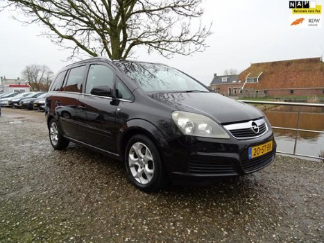 Opel Zafira - 2.2 Cosmo | PDC + Airco + Cruise nu € 3.975, - Nieuwe APK - 1