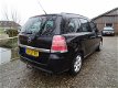 Opel Zafira - 2.2 Cosmo | PDC + Airco + Cruise nu € 3.975, - Nieuwe APK - 1 - Thumbnail