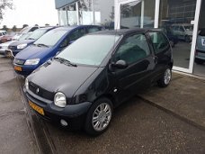 Renault Twingo - 1.2 16V DYNA 2005 S 66.457 km