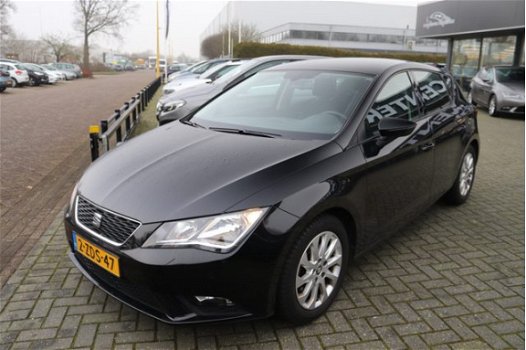 Seat Leon - 1.6 TDI Style Ecomotive 50 procent deal 4.375, - ACTIE Navi / Clima / Bluetooth / PDC / - 1