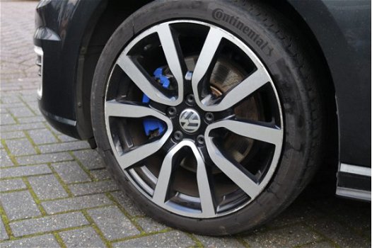 Volkswagen Golf - 1.4 TSI GTE EXCL. BTW 50 procent deal 6.475, - ACTIE Full LED / 18'' LMV / Camera - 1