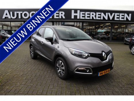 Renault Captur - 1.5 dCi Limited 50 procent deal 6.375, - ACTIE DAB / Navi / Bluetooth / LMV / Airco - 1