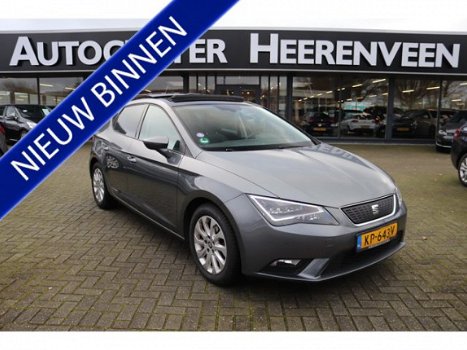 Seat Leon - 1.0 EcoTSI Style Connect 50 procent deal 6.875, - ACTIE Pano dak / Full LED / DAB / Navi - 1