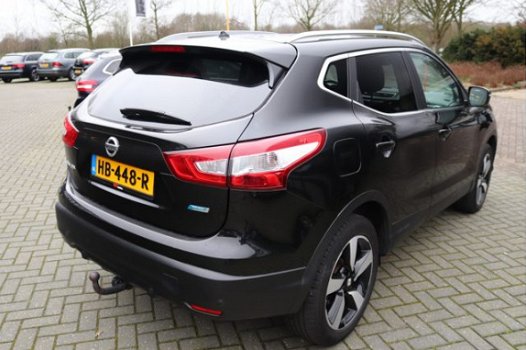Nissan Qashqai - 1.5 dCi Connect Edition 50 procent deal 7.475, - ACTIE Pano dak / 360 Camera / Keyl - 1