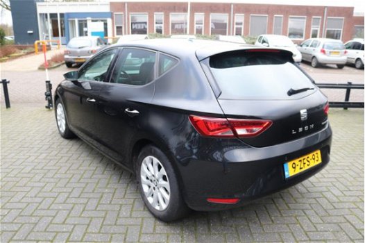 Seat Leon - 1.6 TDI Ecomotive Lease Sport 50 procent deal 5.375, - ACTIE Full LED / Leer / Alcantara - 1