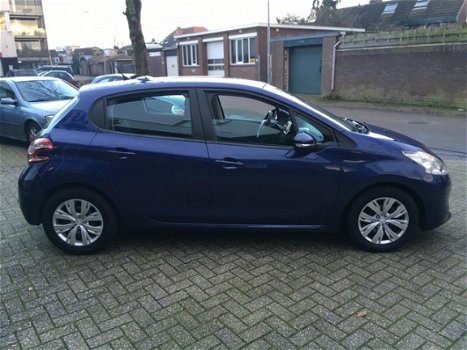 Peugeot 208 - 1.4 VTi Active / 5 DEUREN / CLIMATE AIRCO / DEALER SERVICED / NETJES - 1