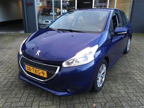 Peugeot 208 - 1.4 VTi Active / 5 DEUREN / CLIMATE AIRCO / DEALER SERVICED / NETJES - 1