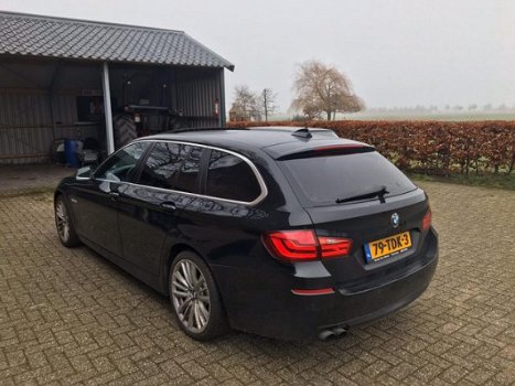 BMW 5-serie Touring - 520i High Executive - 1