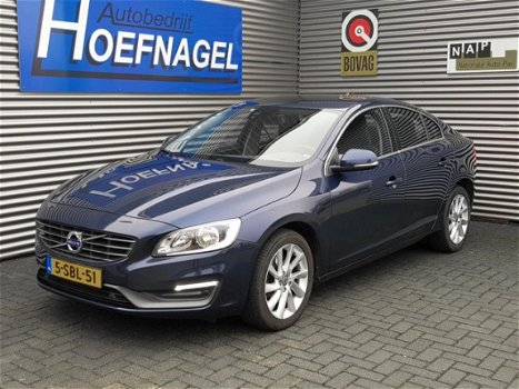 Volvo S60 - 1.6 T3 Momentum - 1