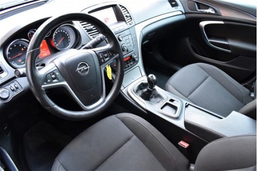 Opel Insignia Sports Tourer - 1.6 T 180pk Edition Navigatie - 1