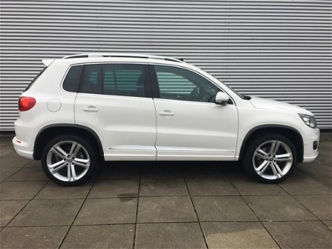 Volkswagen Tiguan - 1.4 TSI 160PK R-LINE TECH EDITION - 1