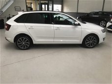 Skoda Rapid Spaceback - 1.2 TSI Greentech Edition PANO / AIRCO / NAVI / LMV /AUDIO