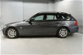 BMW 3-serie Touring - 318d High Executive Xenon Navigatie Climate Cruise ctrl 318 - 1 - Thumbnail