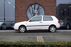 Volkswagen Golf - 1.9 D CL kat. Nieuwe APK Trekhaak