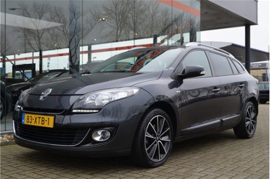 Renault Mégane Estate - 1.5 DCi Bose, Panorama, Leder, Camera, Stoelverw, Led, Keyless, Clima, Cruis - 1