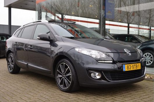 Renault Mégane Estate - 1.5 DCi Bose, Panorama, Leder, Camera, Stoelverw, Led, Keyless, Clima, Cruis - 1