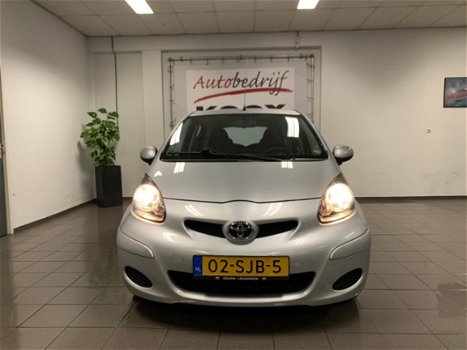 Toyota Aygo - 1.0-12V Comfort Navigator Automaat * 1e Eig / Airco / Navigatie - 1