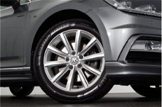 Volkswagen Passat Variant - 2.0 TDI Business R-line Edition | 150pk | Panorama schuif-/kanteldak | A