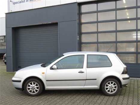 Volkswagen Golf - 1.4 16V Trendline NW APK - Handelsprijs - 1