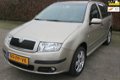 Skoda Fabia Combi - 1.4-16V Elegance AUTOMAAT - ZEER NETTE EN GOEDE AUTO - 1 - Thumbnail