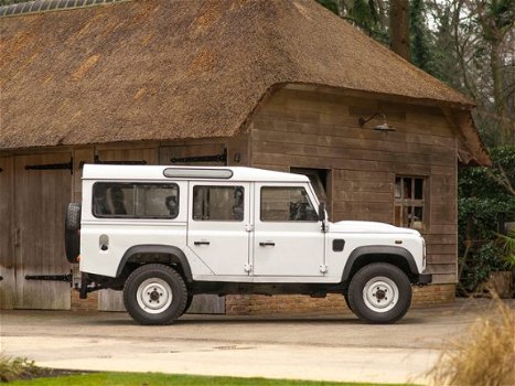 Land Rover Defender - 110 | 2.4TD | 7 Pers - 1