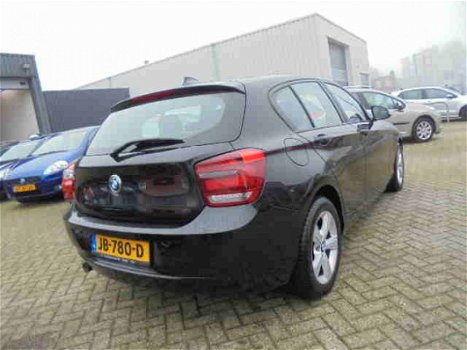 BMW 1-serie - 118d High Executive Sport. Climate. Navi. Cruise. Leer. PDC - 1