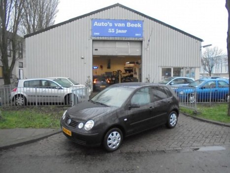 Volkswagen Polo - 1.4-16V Comfortline - 1