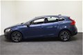 Volvo V40 - 2.0 D2 Nordic+ Pano Dak | Leer | Stoelverw | LED | Mem stoel - 1 - Thumbnail