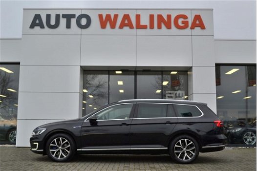 Volkswagen Passat Variant - 1.4 TSI GTE Highline Ex Btw Panoramadak Adaptive Cruise Controle Stoel V - 1