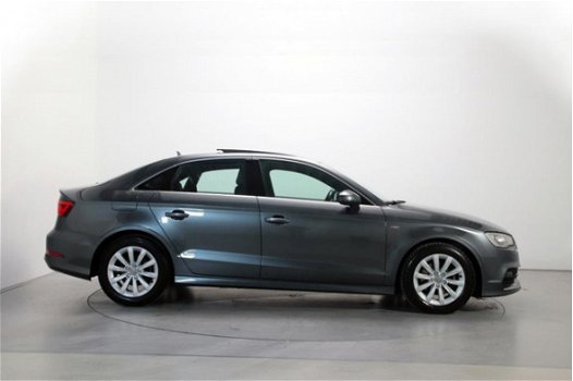 Audi A3 Limousine - 1.4 TFSI 150pk CoD Ambition Pro Line S Panoramadak Half-Leder Navigatie Xenon - 1