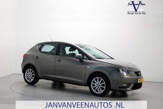 Seat Ibiza SC - 1.0 EcoTSI 95pk Style Connect Navigatie Stuurbediening Parkeersensoren Airco - 1