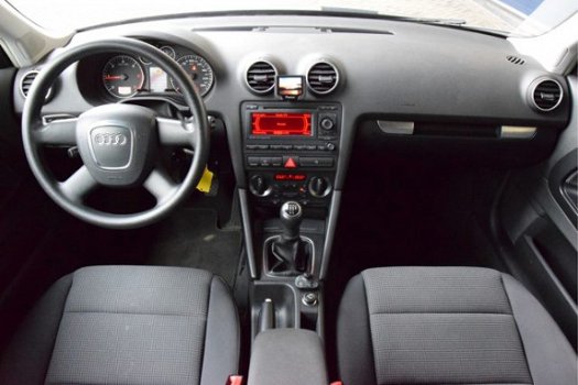 Audi A3 Sportback - 1.9 TDI Attraction Pro Line Business Clima cruise - 1