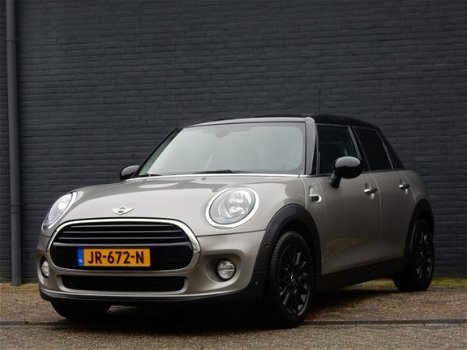 Mini Mini Cooper - 1.5 NIEUWSTAAT LEER NAVI CRUISE STOELVERWARMING VEEL OPTIES - 1