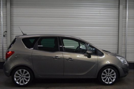 Opel Meriva - 1.4 Turbo Cosmo +NAVI/PARKEERSENSOREN V+A/BLEUTOOTH - 1