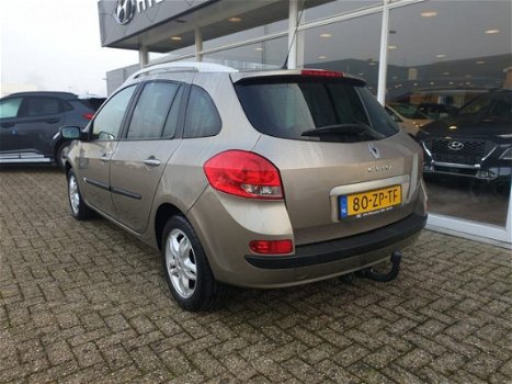 Renault Clio Estate - 1.6 DYNAMIQUE AUTOMAAT - 1