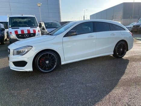 Mercedes-Benz CLA-klasse Shooting Brake - CLA 200 AMG 2015 - 1