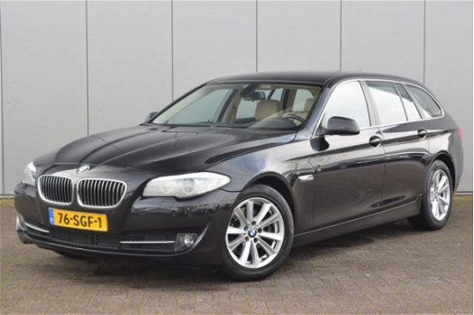 BMW 5-serie Touring - 523i Executive Volleder Navi Cruise PDC Automaat - 1