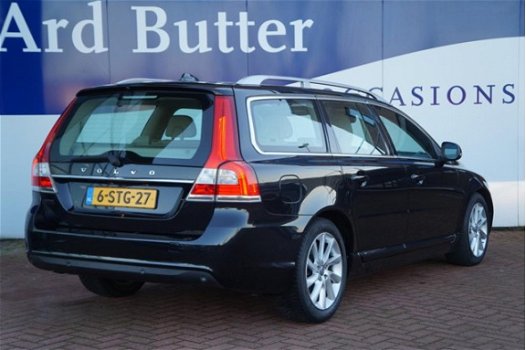 Volvo V70 - 1.6 D2 Summum Automaat+Leder+Xenon+Elekklep+schuifdak+17'=VOL - 1