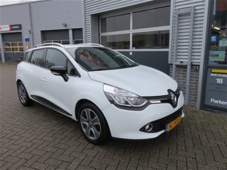 Renault Clio Estate - 0.9 TCe Night&Day - NAVI - PDC - NL AUTO - 1 EIGENAAR - CRUISE - LM VELGEN - 1