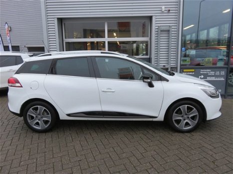 Renault Clio Estate - 0.9 TCe Night&Day - NAVI - PDC - NL AUTO - 1 EIGENAAR - CRUISE - LM VELGEN - 1