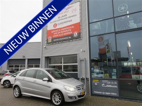 Mercedes-Benz B-klasse - 200 - AUTOMAAT - XENON - PDC - HALF LEER - CRUISE - LM VELGEN - NL AUTO - 1