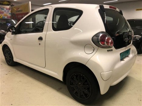 Toyota Aygo - 1.0-12V Access 2012, APK feb-2021, Lage km.Stand - 1