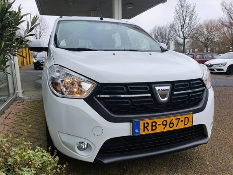 Dacia Lodgy - 1.2 TCe 115 Lauréate 7 PERSOONS / LEDER - 1