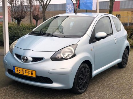 Toyota Aygo - 1.0-12V + | El. Ramen, APK tot 06-2020 | NAP | - 1