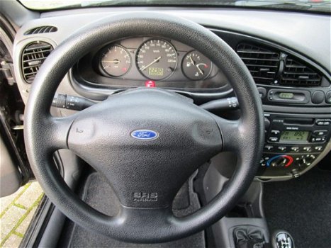 Ford Fiesta - 1.3 8V Classic (APK t/m 25-01-2021) - 1