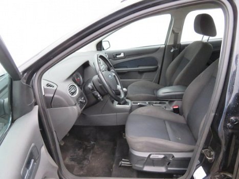 Ford Focus Wagon - 1.8 TDCI Futura - 1