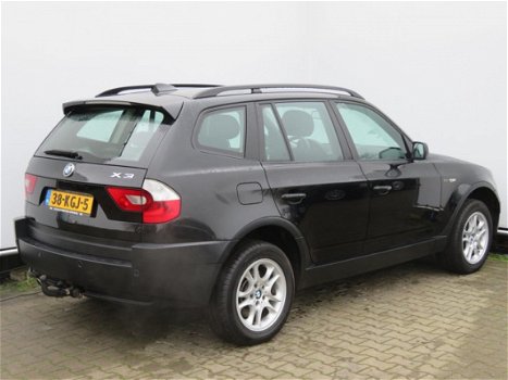 BMW X3 - 2.0i - 1