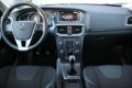 Volvo V40 - 2.0 T2 120PK Momentum Navigatie/Camera/Parkeerhulp/Keyless - 1 - Thumbnail