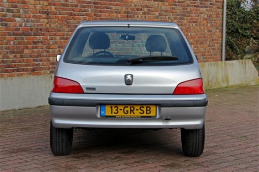 Peugeot 106 - 1.1 Accent X - 1