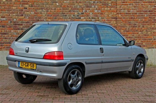 Peugeot 106 - 1.1 Accent X - 1